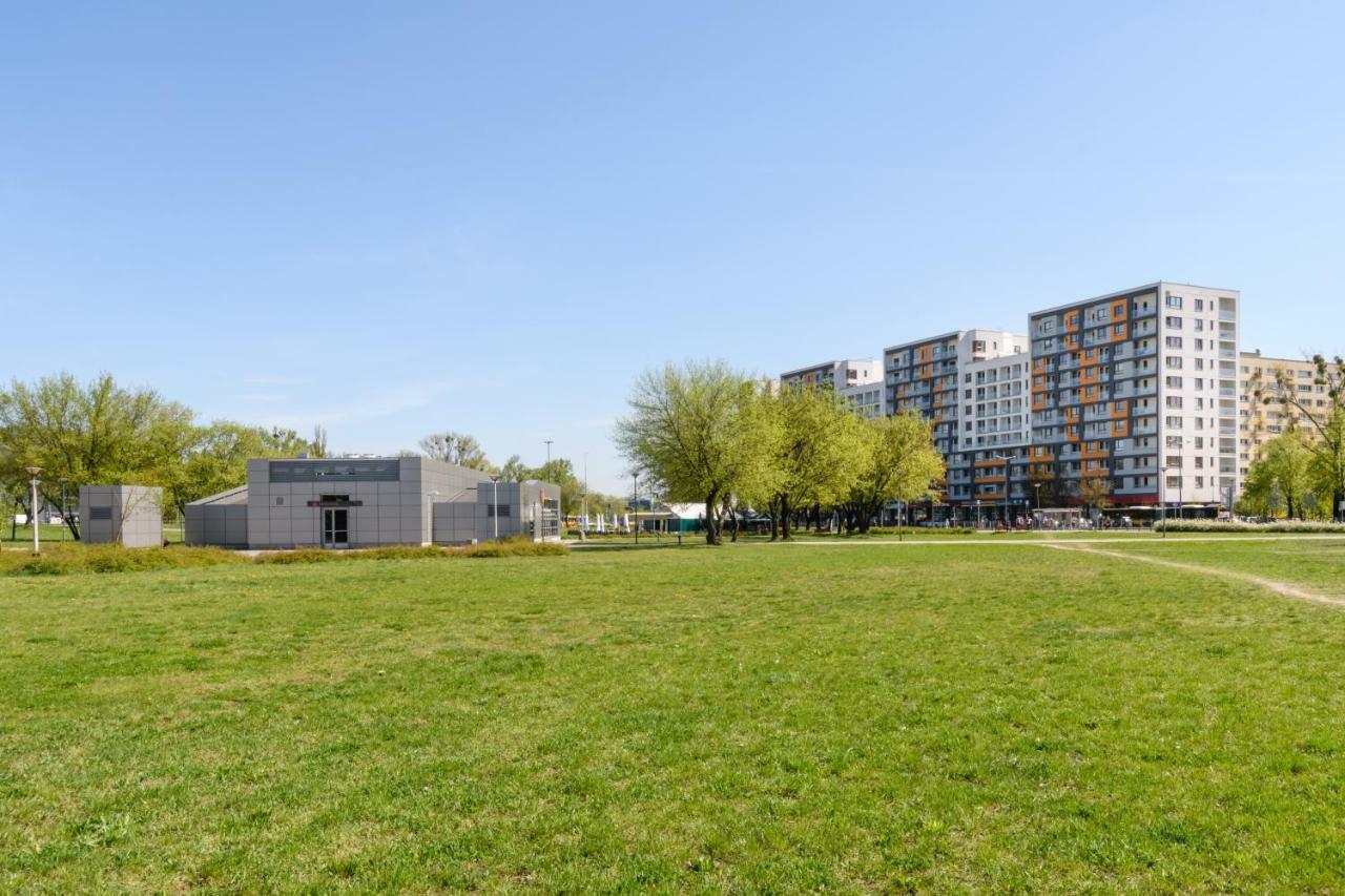 Luxlux Apartments Coconut Varsovia Exterior foto